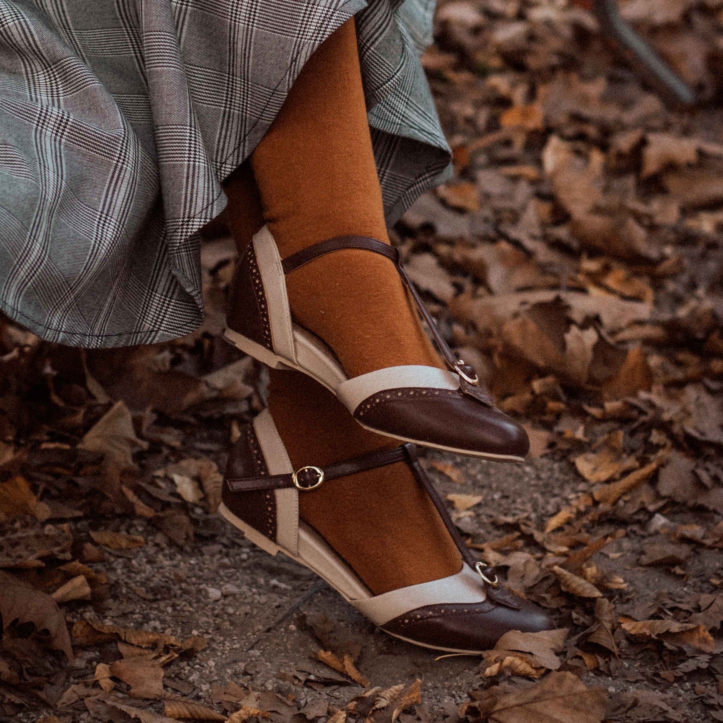 Parisienne (Beige/Espresso)